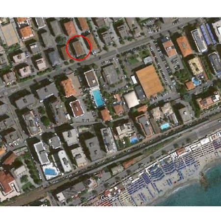 Apartamento Viale Repubblica 307 6 Pietra Ligure Exterior foto
