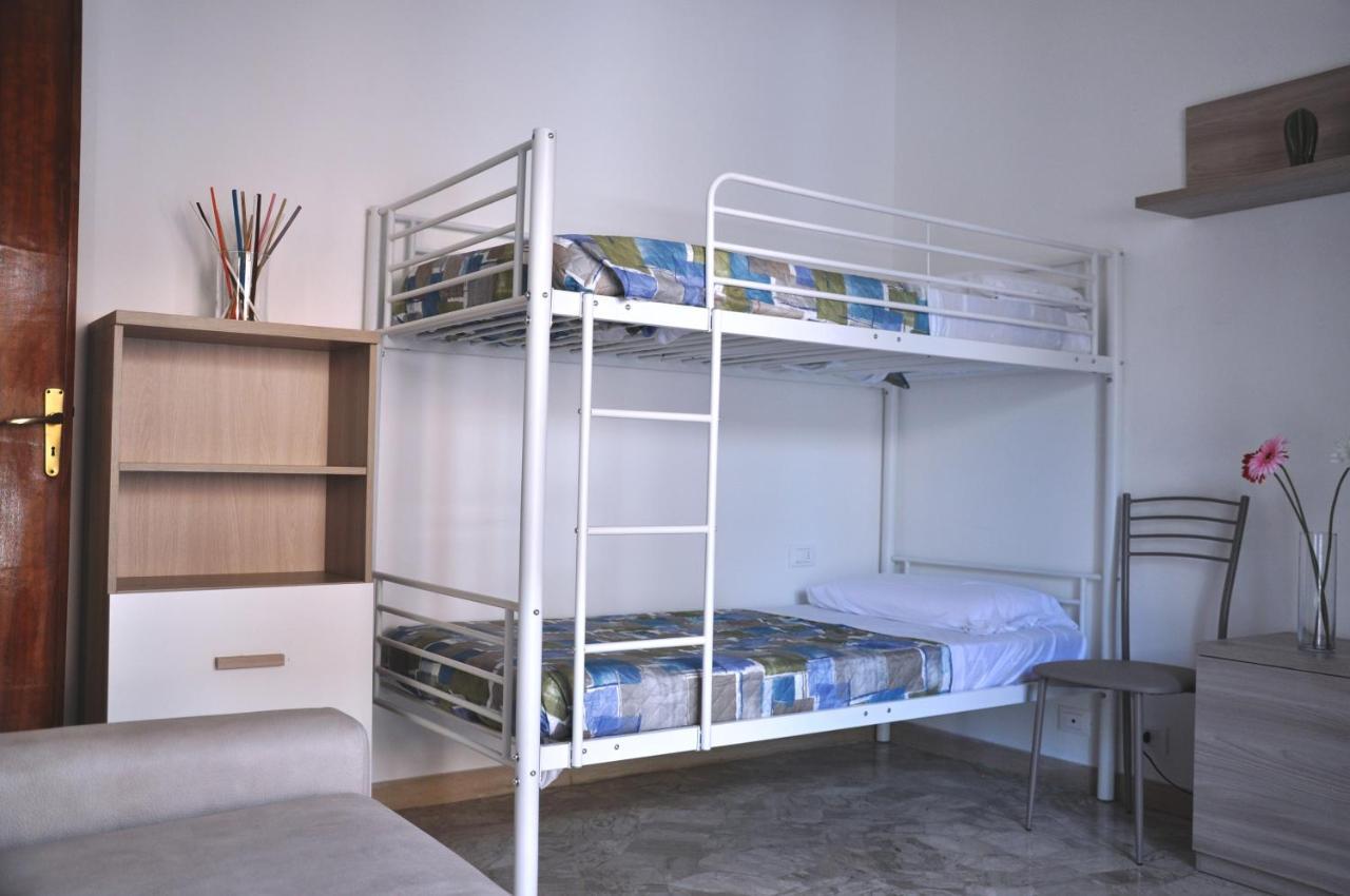 Apartamento Viale Repubblica 307 6 Pietra Ligure Exterior foto